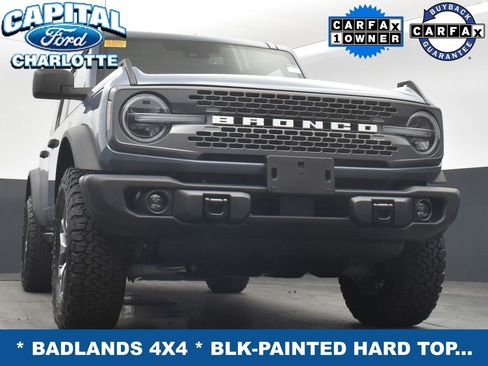 Used 2025 Ford Bronco Badlands image 18
