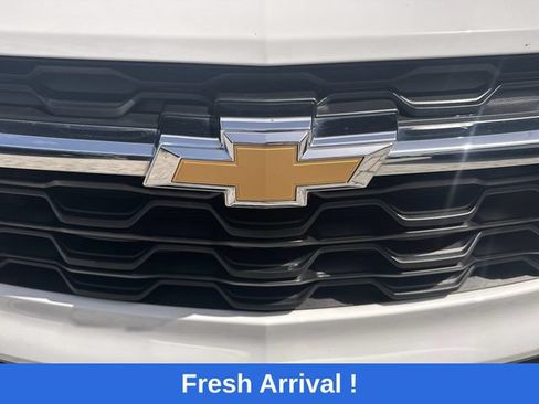 Used 2025 Chevrolet Trax LS FWD image 10