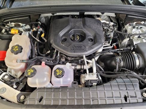 Used 2022 Jeep Grand Cherokee Limited 4xe image 30