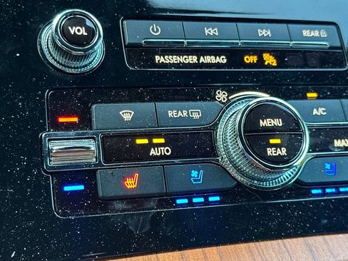 Used 2019 Lincoln Navigator L Reserve image 27