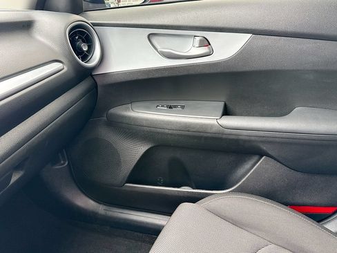Used 2023 Kia Forte Sedan FWD image 18