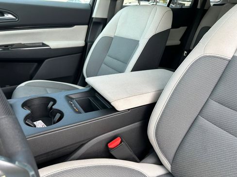 Used 2024 Honda Prologue EX image 19