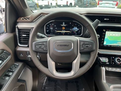 New 2026 GMC Sierra 2500 Denali w/ Denali Reserve Package image 14