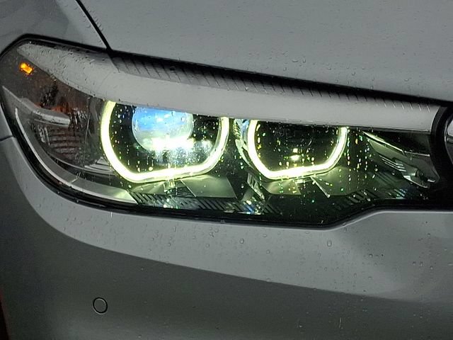 Used 2019 BMW 540i xDrive w/ Convenience Package AWD/4WD image 9