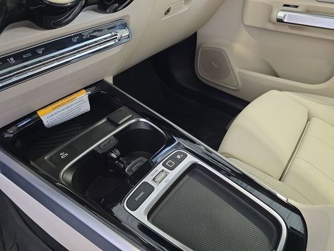 Certified 2026 Mercedes-Benz GLB 250 image 27