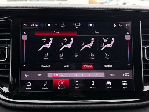 Certified 2022 Dodge Durango R/T w/ Blacktop Package image 39