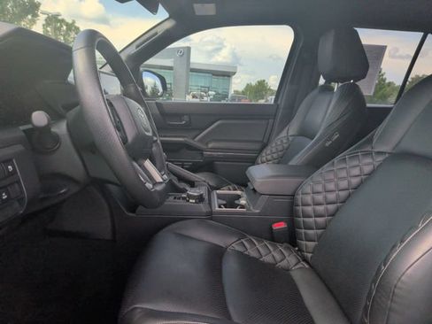 Used 2025 Toyota 4Runner TRD Sport AWD/4WD image 14