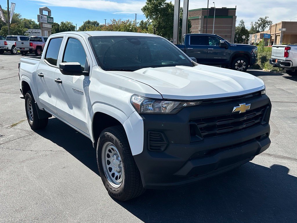 Certified 2026 Chevrolet Colorado W/T w/ Advanced Trailering Package AWD/4WD image 10