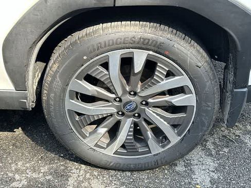 Certified 2025 Subaru Forester Touring AWD/4WD image 5