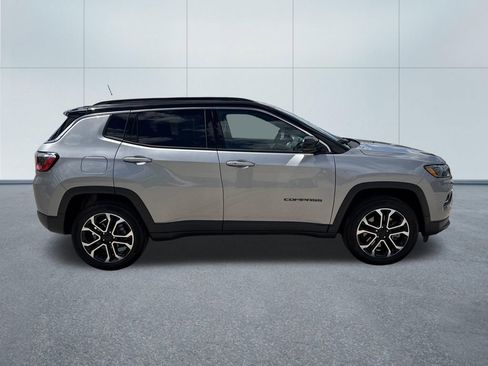 Used 2023 Jeep Compass Limited AWD/4WD image 8