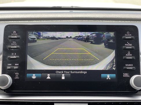 Used 2020 Honda Accord EX image 10