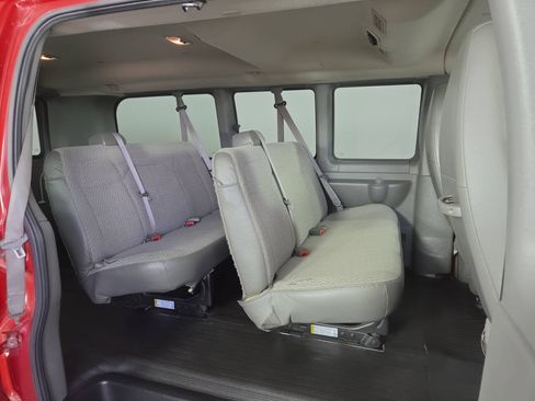 Used 2014 GMC Savana 1500 LT w/ LT Preferred Equipment Group AWD/4WD image 24