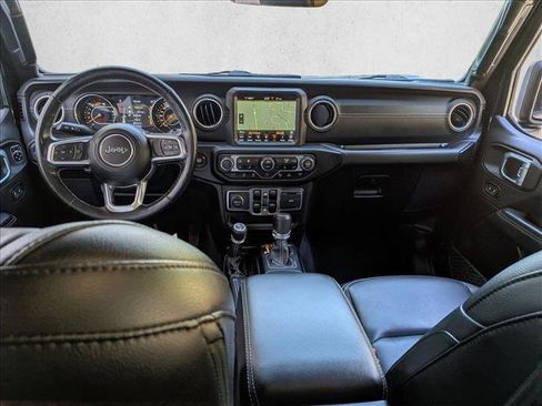 Used 2021 Jeep Wrangler Unlimited Sahara AWD/4WD image 18