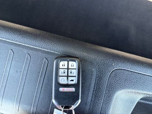 Used 2018 Honda Odyssey Touring image 52