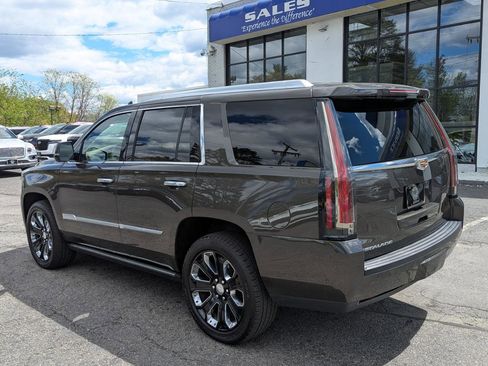 Used 2020 Cadillac Escalade Platinum AWD/4WD image 10