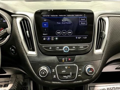Used 2021 Chevrolet Malibu LS image 15