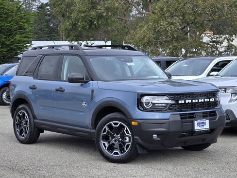 New 2026 Ford Bronco Sport Outer Banks image 2