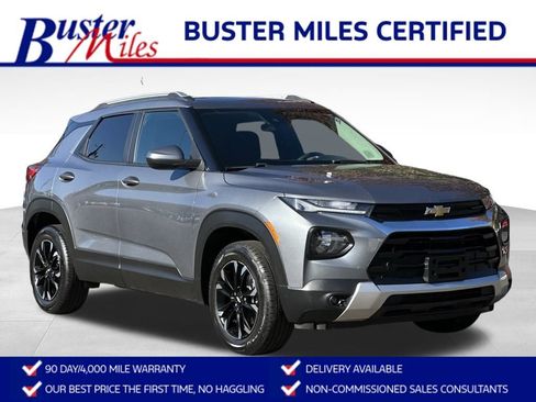 Used 2021 Chevrolet TrailBlazer LT image 1