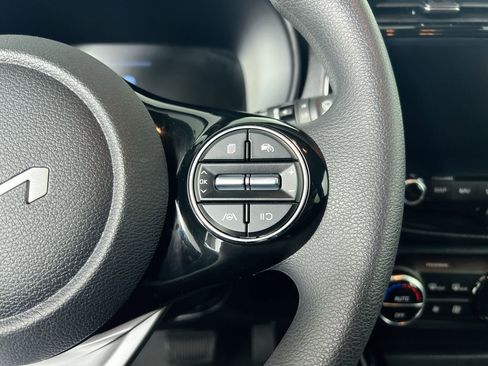 Certified 2024 Kia Soul LX w/ Option Group 015 image 19
