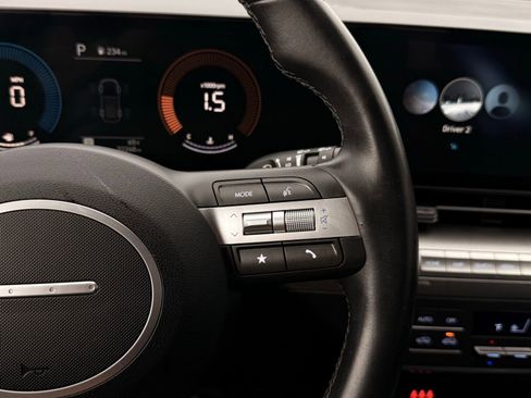 Used 2024 Hyundai Kona SEL image 16