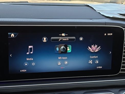 New 2026 Mercedes-Benz GLS 450 4MATIC image 16