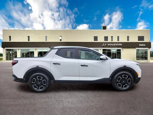 Used 2022 Hyundai Santa Cruz SE AWD/4WD image 2