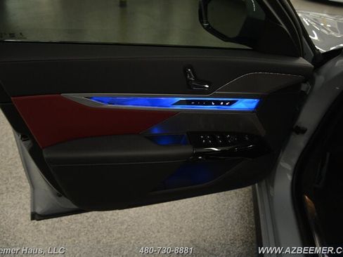 Used 2024 BMW 740i w/ M Sport Professional Package RWD image 43