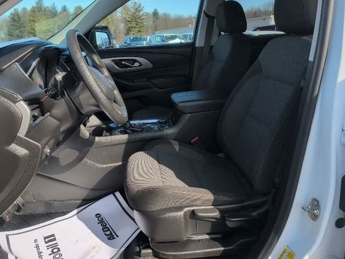 Used 2021 Chevrolet Traverse LS w/ LPO, Floor Liner Package FWD image 17
