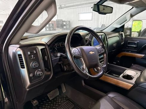 Used 2019 Chevrolet Silverado 3500 LTZ w/ LTZ Plus Package AWD/4WD image 8