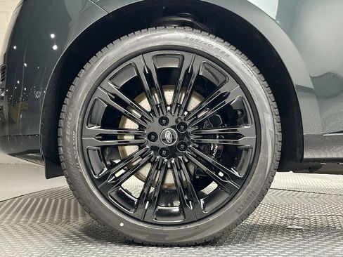 Used 2024 Land Rover Range Rover Long Wheelbase Autobiography AWD/4WD image 10