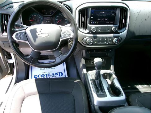 Used 2022 Chevrolet Colorado LT w/ Fleet Safety Package image 11