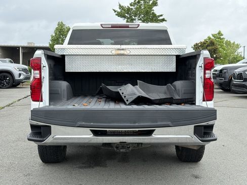 Used 2023 Chevrolet Silverado 1500 LT w/ Protection Package AWD/4WD image 14