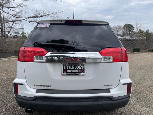 Used 2017 GMC Terrain SLE image 6