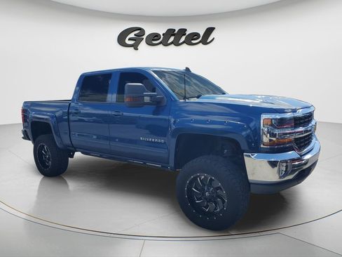 Used 2017 Chevrolet Silverado 1500 LT w/ Max Trailering Package image 2