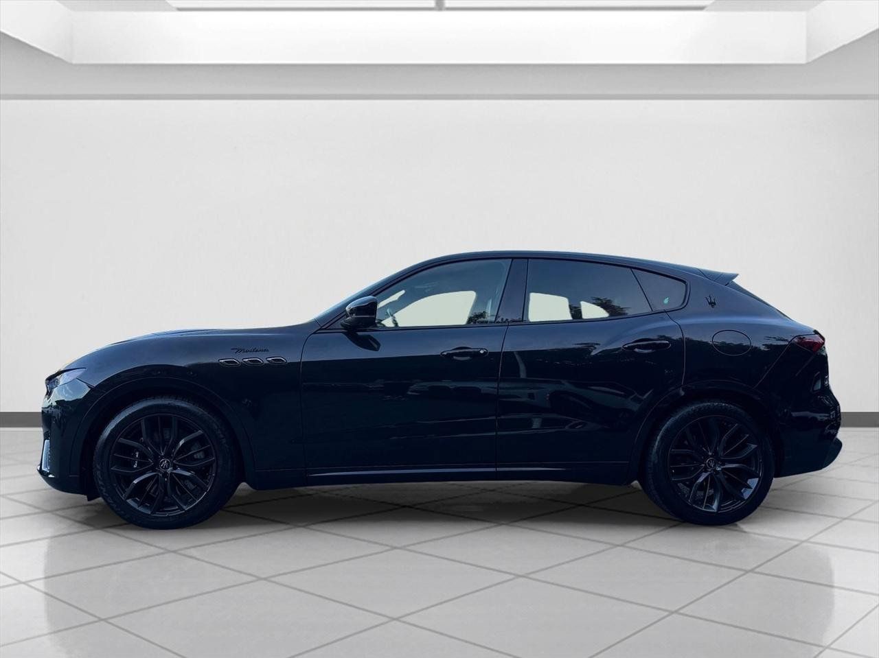 Used 2022 Maserati Levante Modena AWD/4WD image 2