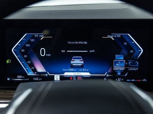 Certified 2024 BMW X5 xDrive40i image 2