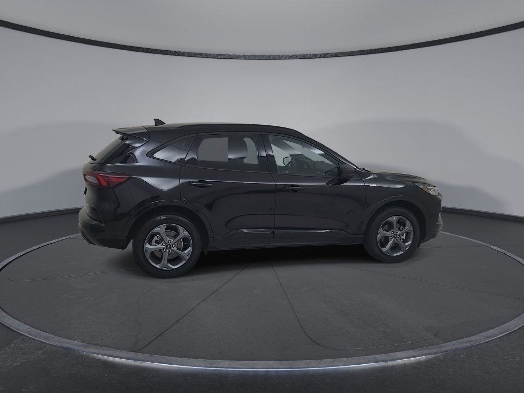 Used 2024 Ford Escape ST-Line w/ Tech Pack #1 AWD/4WD image 18