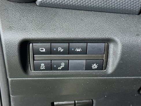 Used 2024 Nissan Kicks S FWD image 16