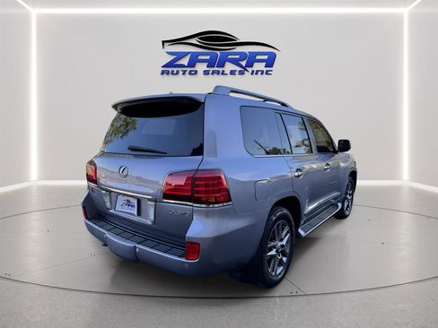 Used 2011 Lexus LX 570 4WD w/ Luxury Pkg image 6