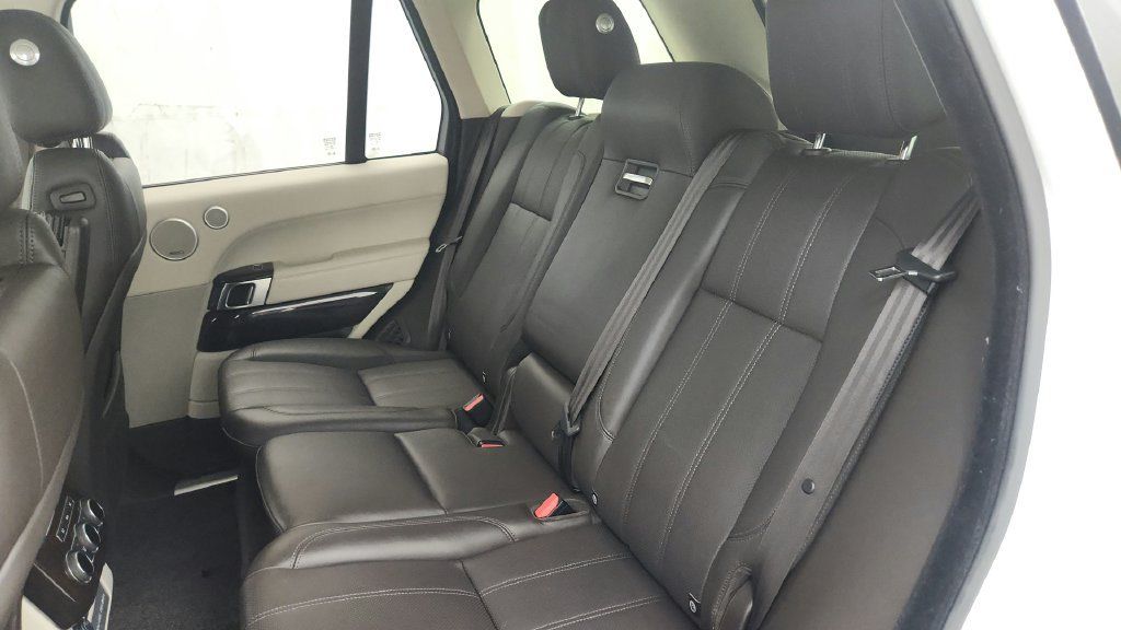 Used 2017 Land Rover Range Rover Supercharged AWD/4WD image 42