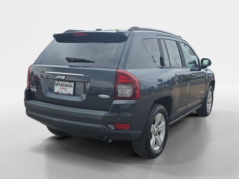 Used 2014 Jeep Compass Latitude image 5