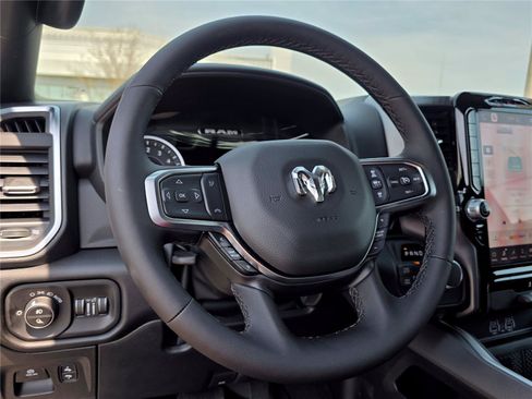 New 2026 RAM 1500 Big Horn AWD/4WD image 15
