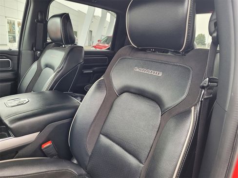 Used 2024 RAM 1500 Laramie image 12