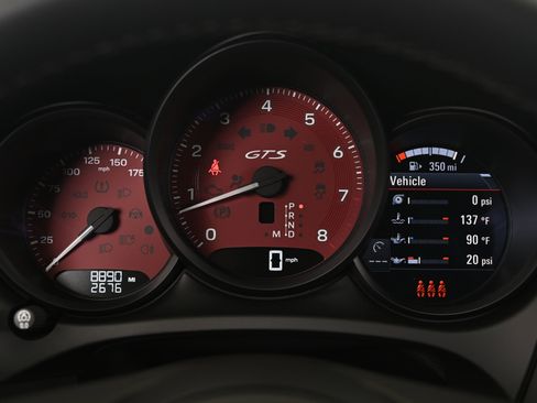 Used 2025 Porsche Macan GTS image 37