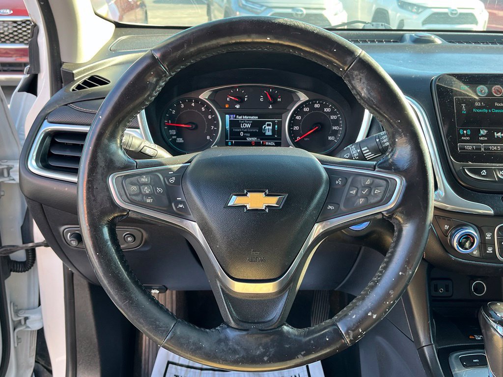 Used 2018 Chevrolet Equinox Premier AWD/4WD image 16
