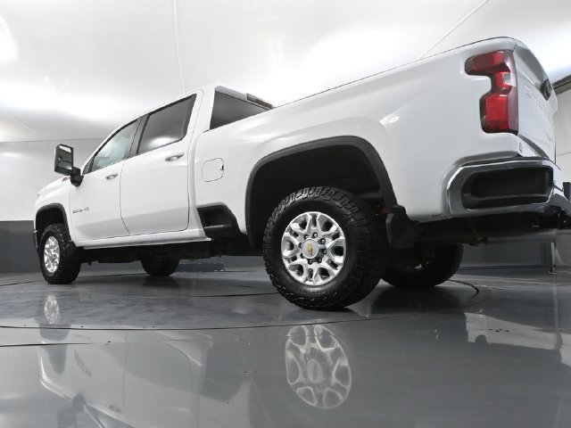 Used 2023 Chevrolet Silverado 3500 LT w/ Convenience Package AWD/4WD image 40
