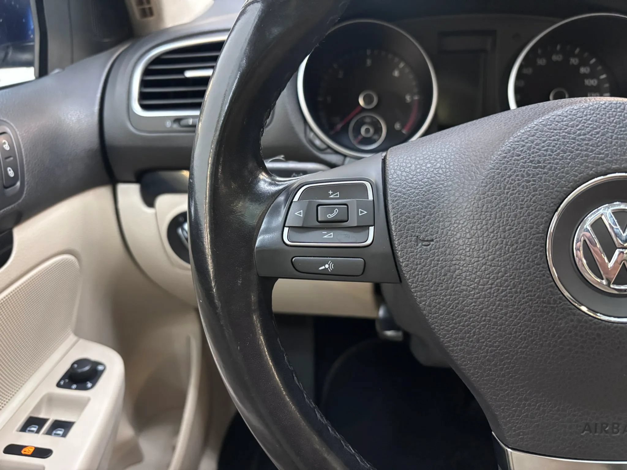 Used 2012 Volkswagen Jetta TDI FWD image 14