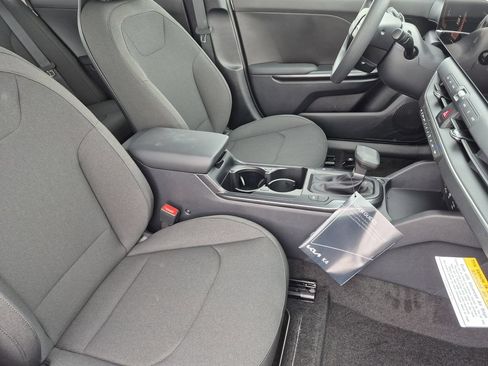 New 2026 Kia K4 FWD image 15