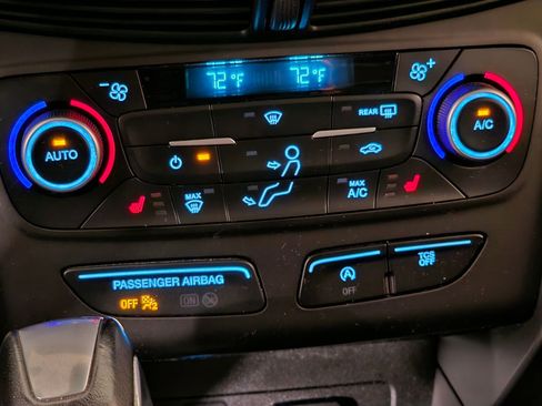 Used 2019 Ford Escape SEL AWD/4WD image 12