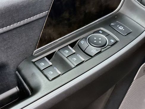 Certified 2025 Ford F250 Lariat AWD/4WD image 18